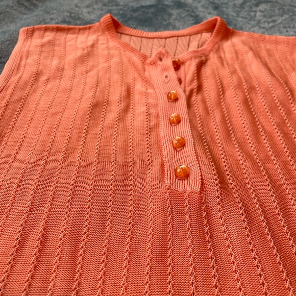 60s 70s Vintage Sleeveless Knit Button Down - Picture 2 of 7